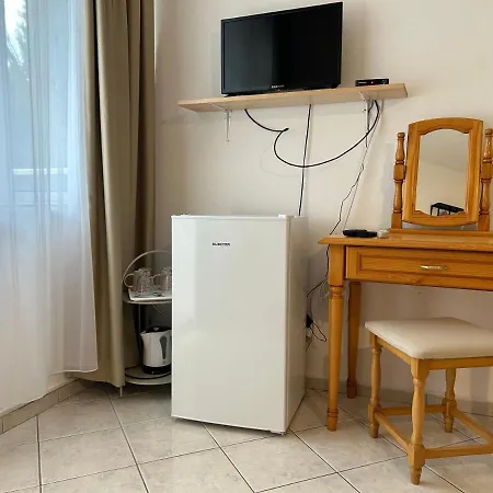 Panorama Chantall-Izby,Apartmany S Vyhladom Na More Ravda Exterior photo