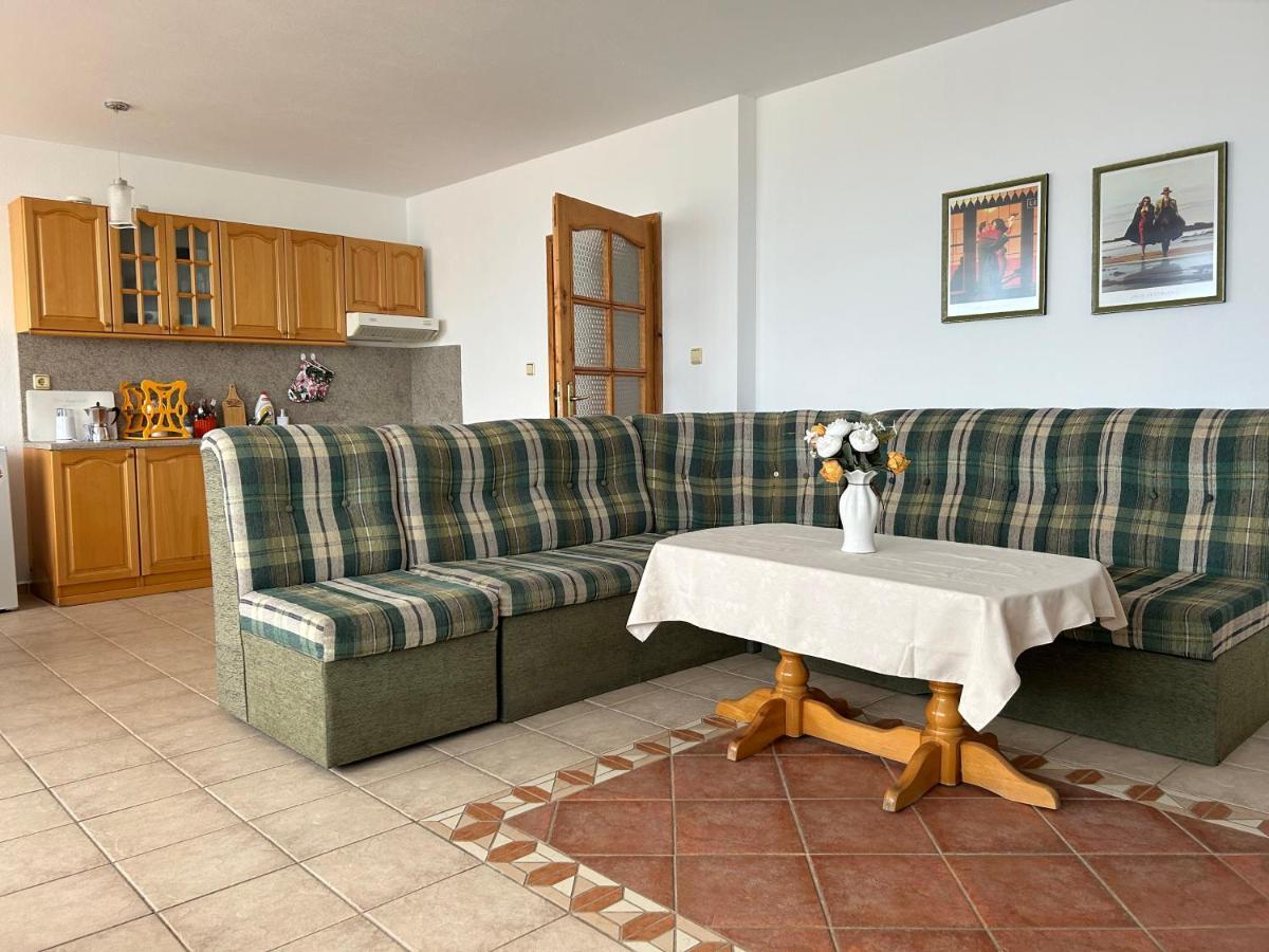 Апартамент Panorama Chantall-izby,apartmany S Vyhladom Na Равда