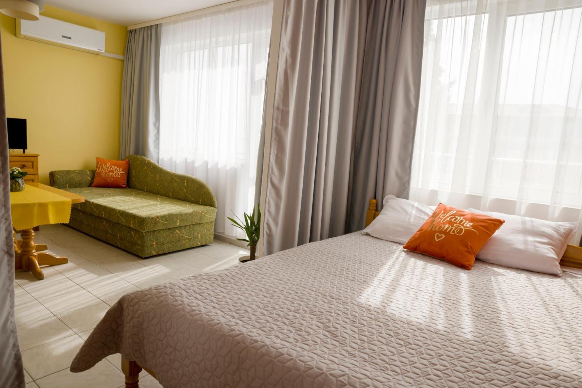 Panorama Chantall-izby,apartmany S Vyhladom Na *
